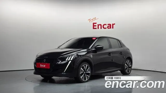 PEUGEOT E-208 2022