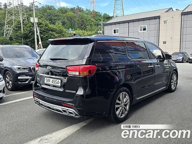 KIA CARNIVAL 2018 — 112 000 км, чёрный, Корея — под ключ — фото 4