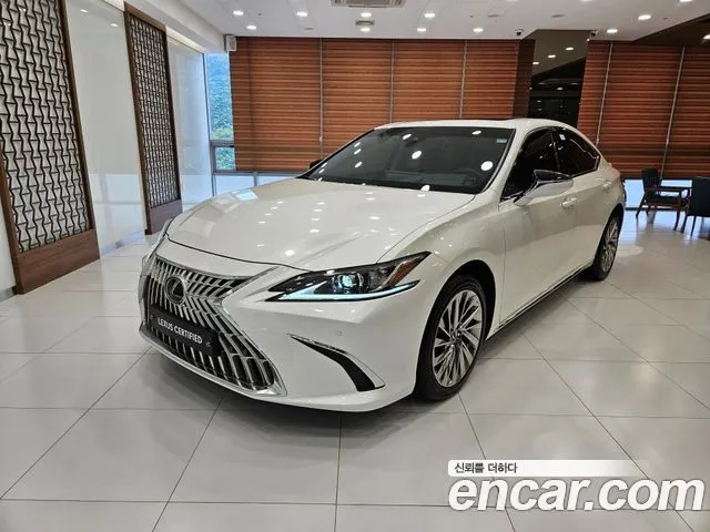 LEXUS ES300H — из Кореи под ключ