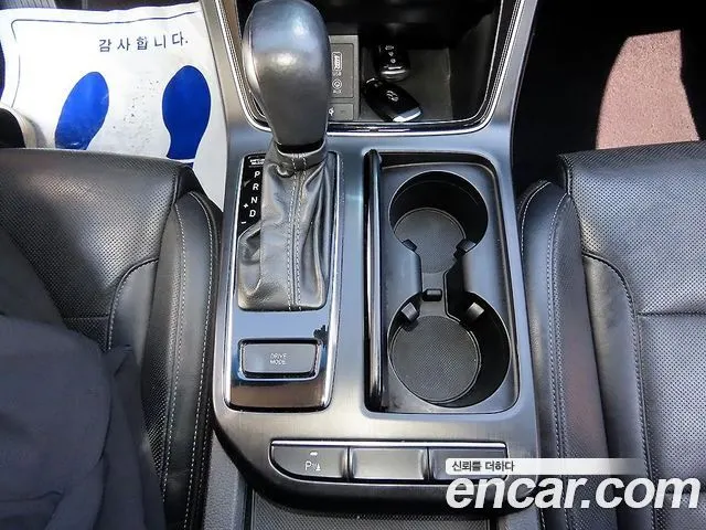 HYUNDAI GRANDEUR 2018 — 172 009 км, чёрный, Корея — под ключ — фото 10