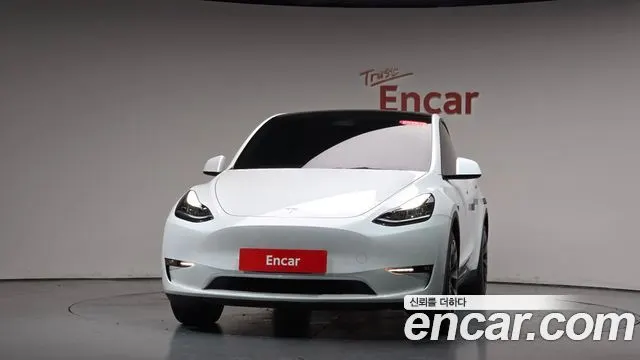 TESLA MODEL Y 2021 — 83 096 км, белый, Корея — под ключ — фото 3