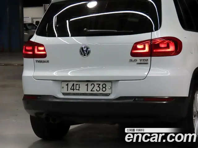 VOLKSWAGEN TIGUAN 2015 — 231 806 км, белый, Корея — под ключ — фото 5