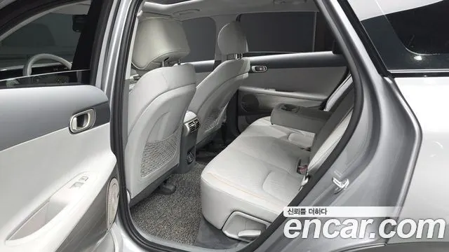 HYUNDAI NEXO 2022 — 18 829 км, серебристо-серый, Корея — под ключ — фото 11