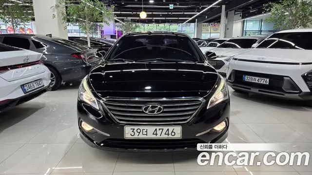 HYUNDAI SONATA 2016 — 186 850 км, чёрный, Корея — под ключ — фото 11