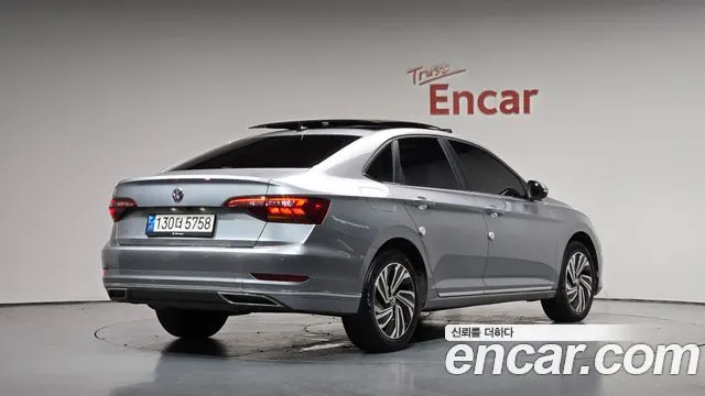 VOLKSWAGEN JETTA — из Кореи под ключ
