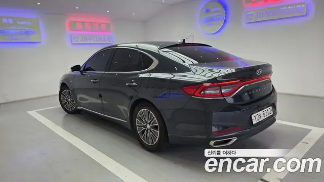 HYUNDAI GRANDEUR HYBRID 2019 — 221 580 км, серый, Корея — под ключ — фото 2