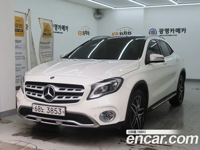 MERCEDES-BENZ GLA-CLASS X156 2019 — 48 199 км, белый, Корея — под ключ — фото 2