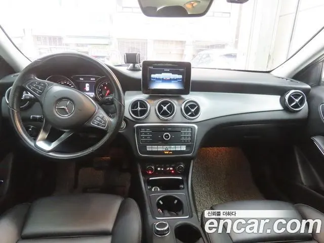 MERCEDES-BENZ GLA-CLASS X156 2019 — 48 199 км, белый, Корея — под ключ — фото 7