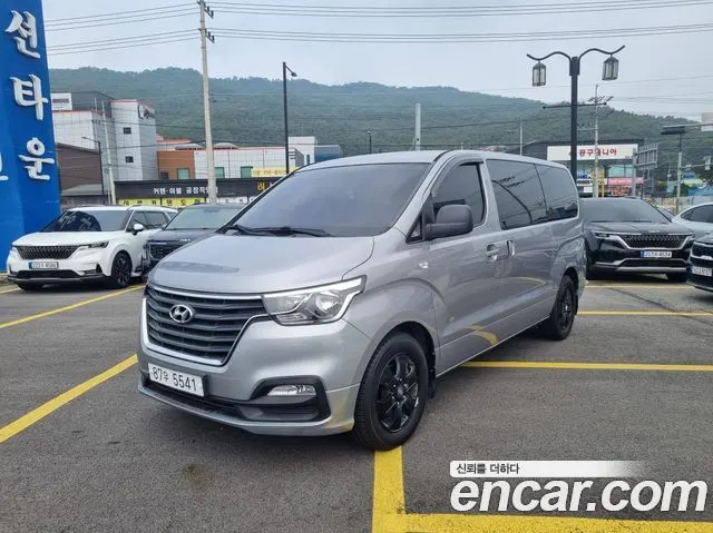 HYUNDAI GRAND STAREX 2019 — 149 083 км, серебристо-серый, Корея — под ключ — фото 12