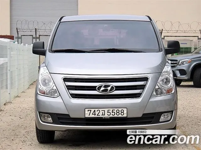 HYUNDAI GRAND STAREX — из Кореи под ключ