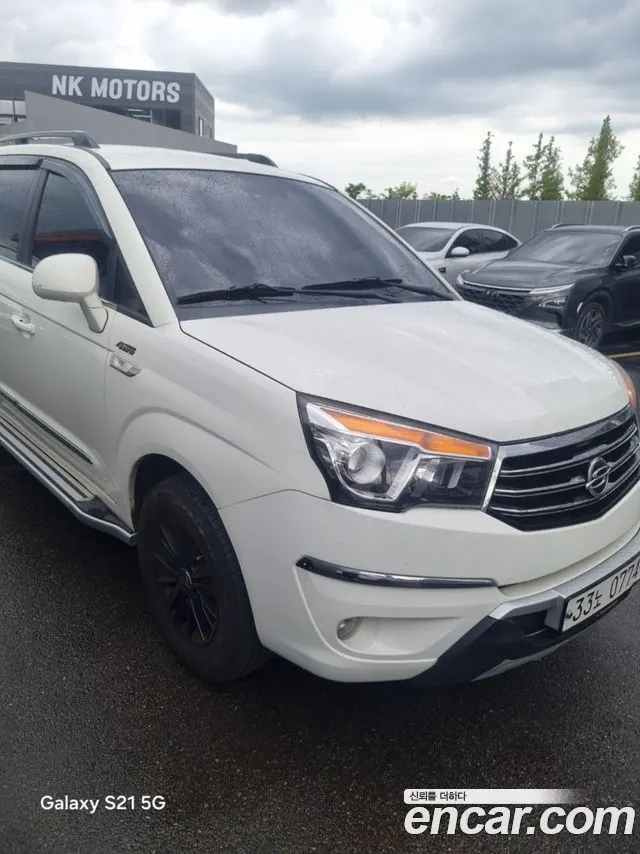 KGM KORANDO TURISMO 2016 — 180 010 км, белый, Корея — под ключ — фото 2