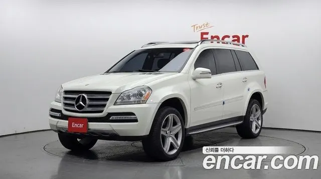 MERCEDES-BENZ GL-CLASS X164 2011 — 121 679 км, белый, Корея — под ключ — фото 1