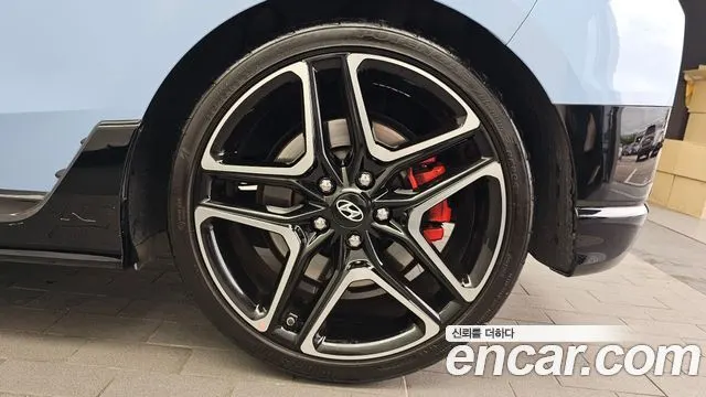 HYUNDAI VELOSTER 2019 — 89 591 км, голубой, Корея — под ключ — фото 5