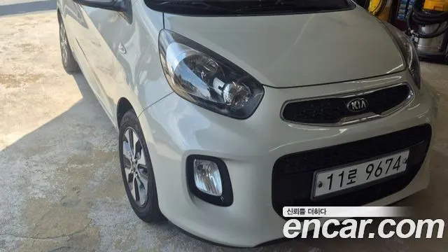 KIA MORNING 2016 — 137 923 км, белый-перламутр, Корея — под ключ — фото 1