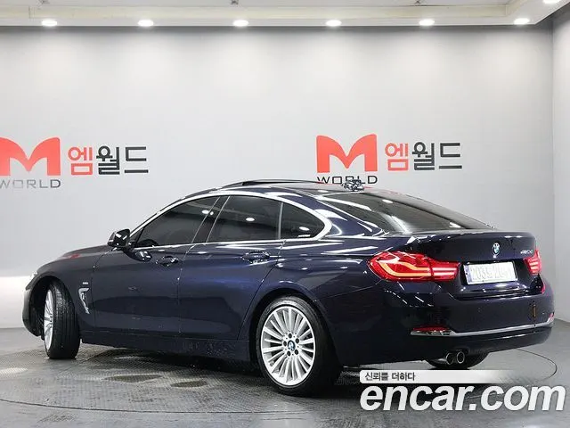 BMW 4 SERIES 2018 — 167 662 км, синий, Корея — под ключ — фото 4