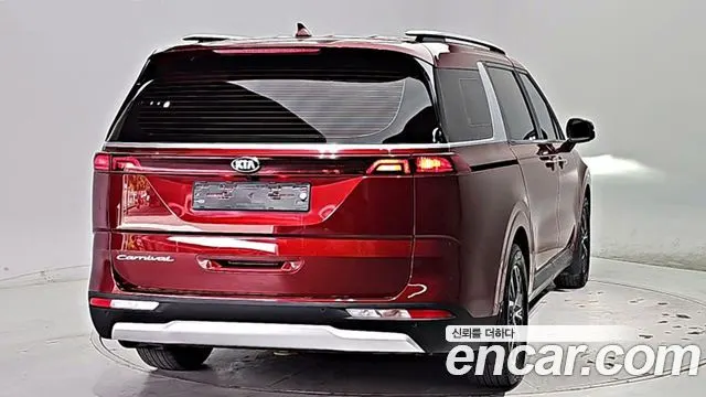 KIA CARNIVAL 2021 — 79 621 км, красный, Корея — под ключ — фото 4