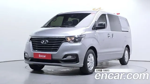 HYUNDAI GRAND STAREX — из Кореи под ключ