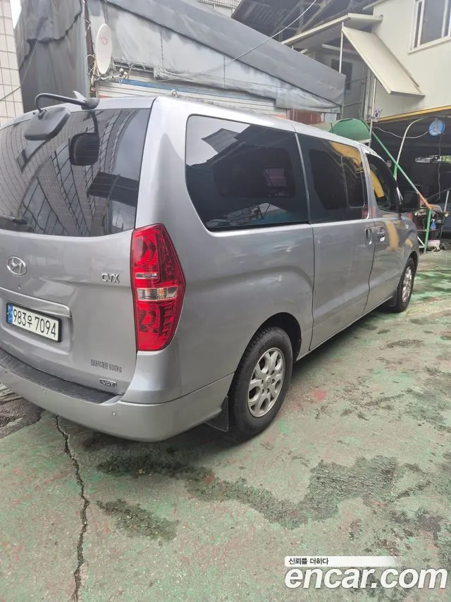 HYUNDAI GRAND STAREX 2014 — 341 177 км, серебристый, Корея — под ключ — фото 2