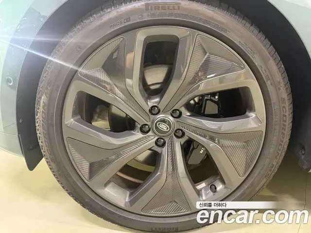 LAND ROVER RANGE ROVER SPORT 2025 — 8 854 км, тёмно-зелёный, Корея — под ключ — фото 6