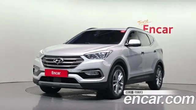 HYUNDAI SANTA FE 2018 — 109 477 км, серебристый, Корея — под ключ — фото 1