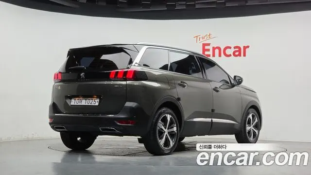 PEUGEOT 5008 2019 — 95 554 км, светло-золотистый, Корея — под ключ — фото 2