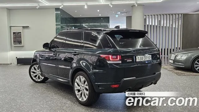 LAND ROVER RANGE ROVER SPORT 2017 — 98 894 км, тёмно-зелёный, Корея — под ключ — фото 2