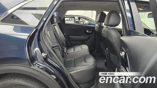 KIA NIRO 2021 — 98 959 км, синий, Корея — под ключ — фото 11