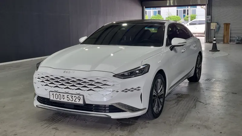 KIA K8 HYBRID — из Кореи под ключ