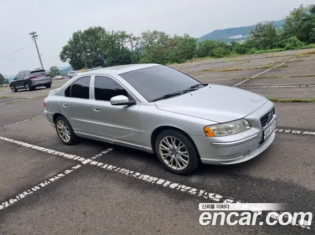 VOLVO S60 2008 — 176 300 км, серебристый, Корея — под ключ — фото 2
