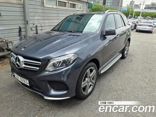 MERCEDES-BENZ GLE-CLASS W166 2016 — 125 000 км, серый, Корея — под ключ — фото 1