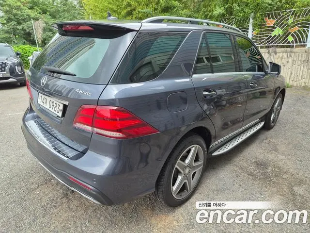 MERCEDES-BENZ GLE-CLASS W166 2016 — 125 000 км, серый, Корея — под ключ — фото 2