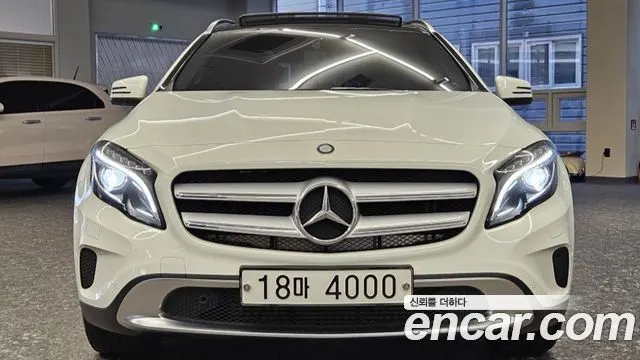 MERCEDES-BENZ GLA-CLASS X156 2015 — 32 483 км, белый-перламутр, Корея — под ключ — фото 3