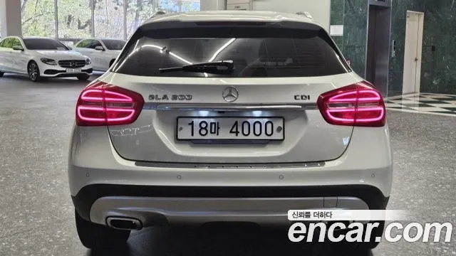 MERCEDES-BENZ GLA-CLASS X156 2015 — 32 483 км, белый-перламутр, Корея — под ключ — фото 4