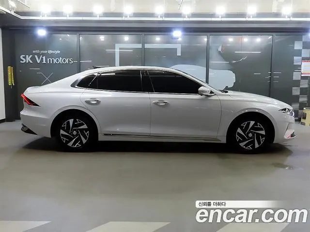 HYUNDAI GRANDEUR HYBRID 2023 — 91 655 км, белый, Корея — под ключ — фото 4