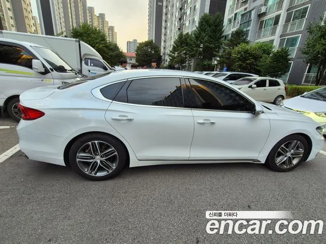 HYUNDAI GRANDEUR 2018 — 132 469 км, белый, Корея — под ключ — фото 4