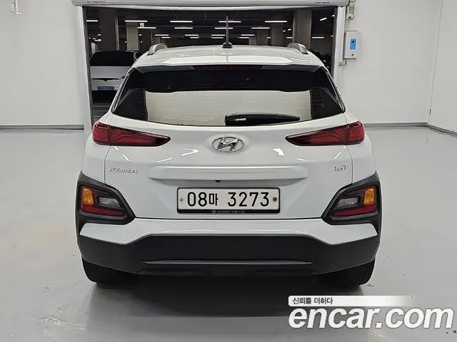 HYUNDAI KONA 2018 — 157 349 км, белый, Корея — под ключ — фото 4