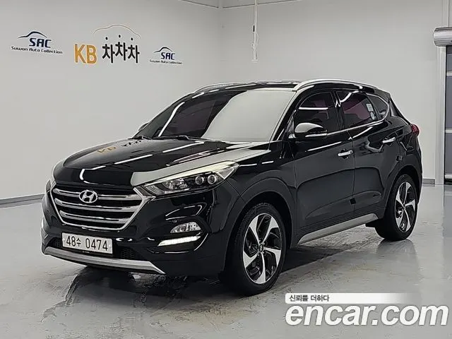 HYUNDAI TUCSON 2017 — 126 928 км, чёрный, Корея — под ключ — фото 12
