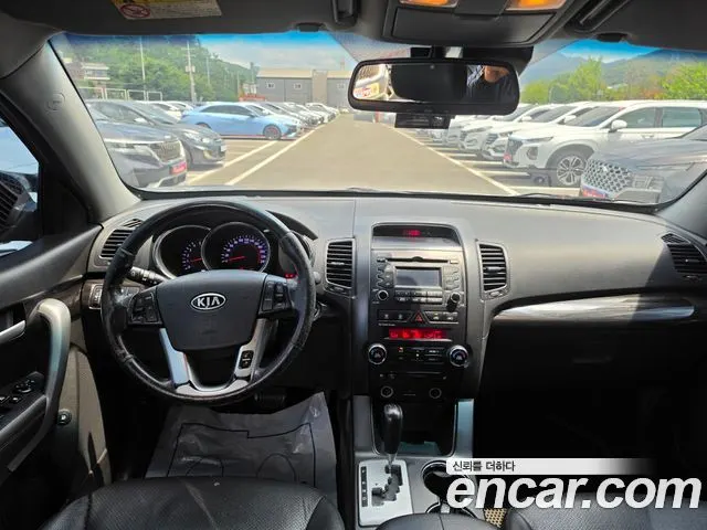 KIA SORENTO R 2011 — 196 606 км, коричневый, Корея — под ключ — фото 11