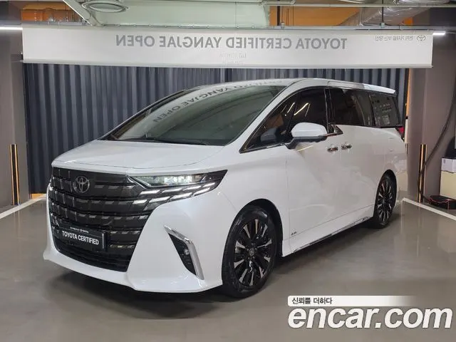 TOYOTA ALPHARD 2025 — 8 579 км, белый, Корея — под ключ — фото 1