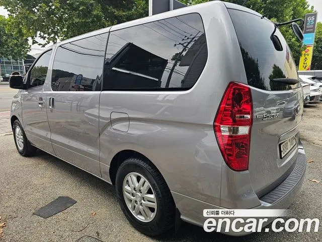 HYUNDAI GRAND STAREX 2021 — 87 604 км, серебристый, Корея — под ключ — фото 6