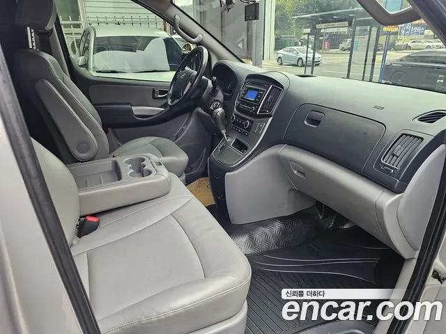 HYUNDAI GRAND STAREX 2021 — 87 604 км, серебристый, Корея — под ключ — фото 10