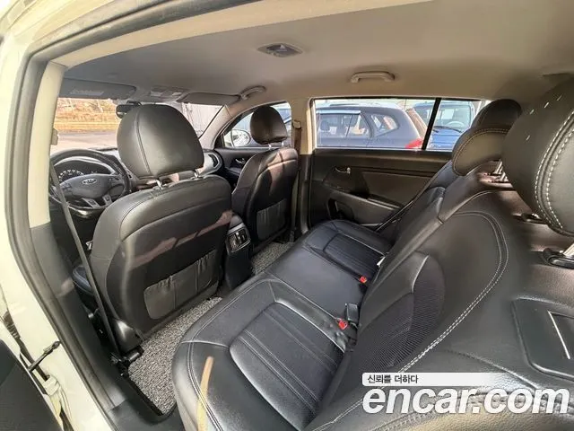 KIA SPORTAGE R 2016 — 148 696 км, белый, Корея — под ключ — фото 9
