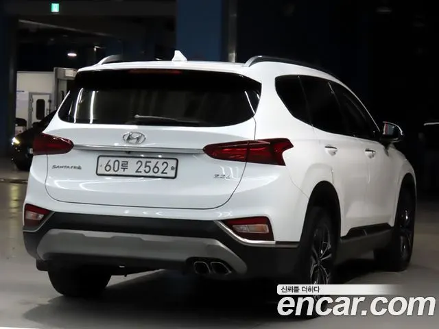 HYUNDAI SANTA FE 2019 — 138 530 км, белый, Корея — под ключ — фото 4