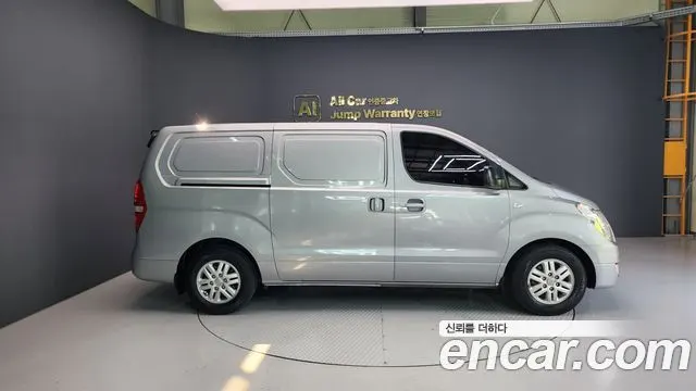 HYUNDAI GRAND STAREX 2017 — 128 268 км, серебристый, Корея — под ключ — фото 7
