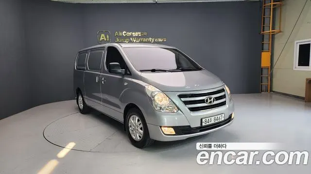 HYUNDAI GRAND STAREX 2017 — 128 268 км, серебристый, Корея — под ключ — фото 8