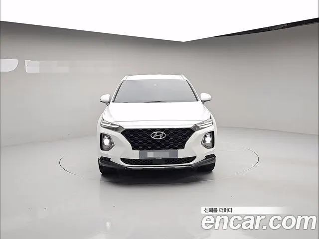 HYUNDAI SANTA FE 2019 — 92 279 км, белый, Корея — под ключ — фото 2