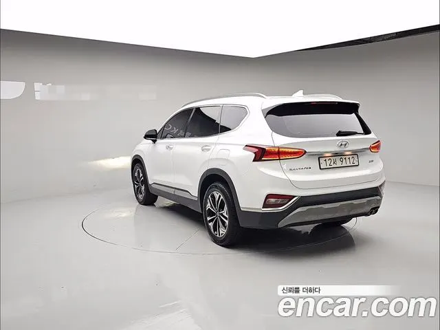 HYUNDAI SANTA FE 2019 — 92 279 км, белый, Корея — под ключ — фото 6
