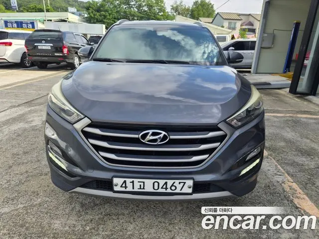 HYUNDAI TUCSON 2017 — 205 780 км, серый, Корея — под ключ — фото 3
