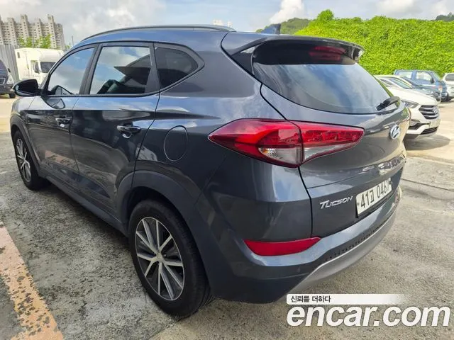 HYUNDAI TUCSON 2017 — 205 780 км, серый, Корея — под ключ — фото 6
