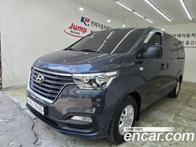 HYUNDAI GRAND STAREX 2019 — 310 787 км, серый, Корея — под ключ — фото 1